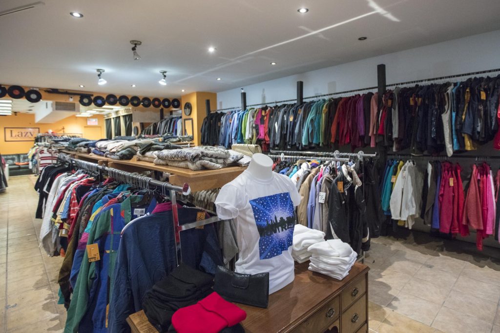 LAZY ultimate thrift crawl montreal