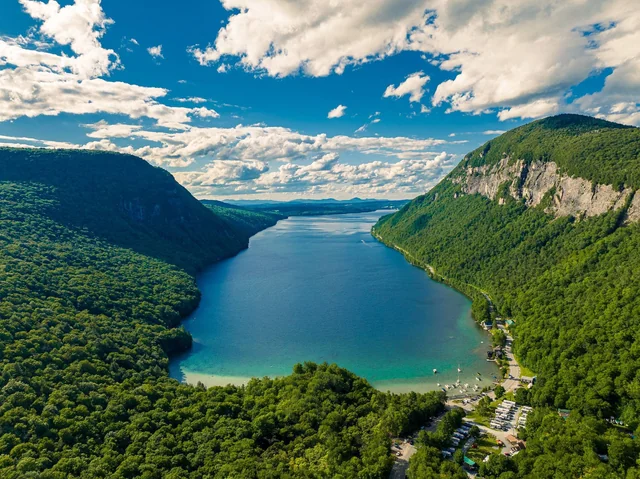 Lake Willoughby - hikes in and around Montreal