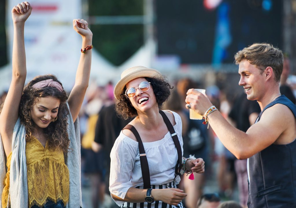 Activité d'exterieur: festival